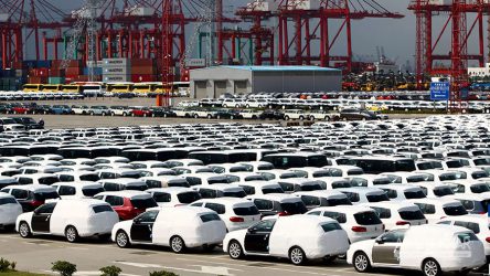 چین تعرفه خودروهای وارداتی را کاهش می دهد