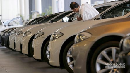 ادامه پیش فروش خودرو در حالی که قطعه برای تولید کم است!