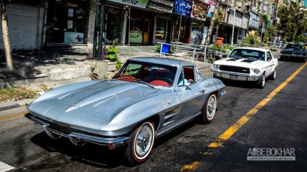 تور خودروهای کلاسیک در تهران برگزار شد
