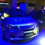 کارمانیا از BYD E6 رونمایی کرد