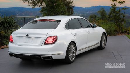 کیا K900 و جنسیس G90،دو خودرو شبییه به هم