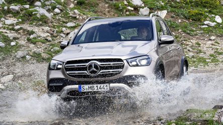 مرسدس بنز GLE مدل ۲۰۲۰ با ظاهری ملایم تر و دنیایی از فن آوری