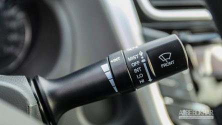 جک J4