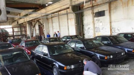 کشف یازده ب ام و سری ۵ مدل ۱۹۹۴ در انباری واقع در بلغارستان + ویدیو