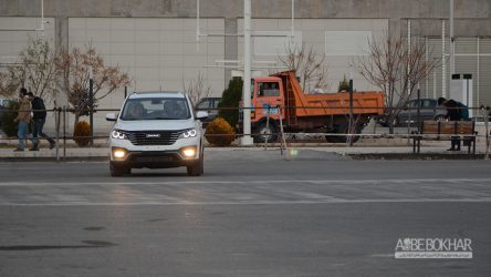 استقبال بازدیدکنندگان از سومین نمایشگاه خودروی تهران بیشتر شد + آلبوم تصاویر