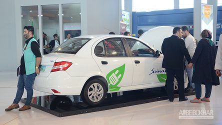 استقبال بازدیدکنندگان در روزهای پایانی سومین نمایشگاه خودروی تهران + آلبوم تصاویر