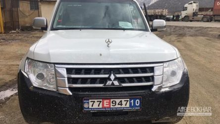 کشف یک دستگاه خودروی میتسوبیشی قاچاق توسط ماموران گمرک