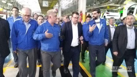 بازدید سرزده وزیر صنعت ، معدن و تجارت از خطوط تولیدگروه صنعتی ایران خودرو