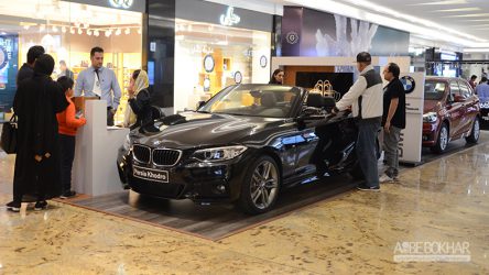 نمایش خودروهای پرشیا خودرو در مرکز خرید سانا و سام سنتر