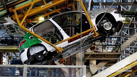 کشور ظرفیت تولید ۱٫۵ میلیون دستگاه خودرو را دارد