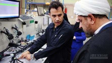 توسعه صنعت قطعه سازی اشتغالزایی و خودکفایی اقتصادی را در کشور به همراه دارد
