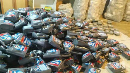 کشف کارگاه غیرمجاز پلمب و بسته‌بندی روغن موتور در رودهن