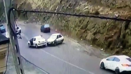 پیمانکار آسفالت؛ مقصر وقوع تصادف های عجیب در جاده چالوس!