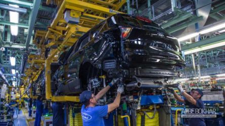 تعدیل هزاران کارگر خودروسازی