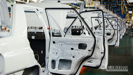 فروش یکی از پرتیراژترین خودروهای داخلی متوقف شد