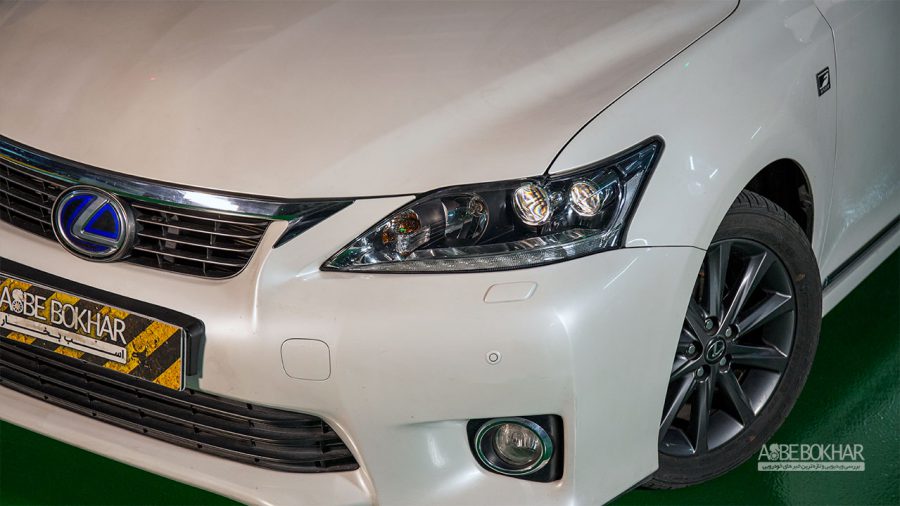 لکسوس CT200h