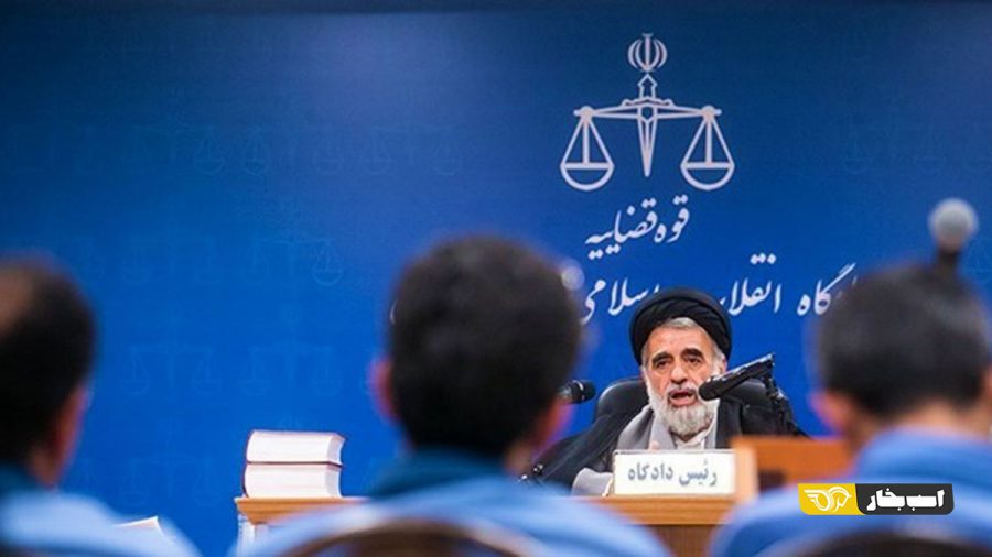 اولین جلسه رسیدگی به اتهامات متهمان قاچاق بیش از ۵۴ هزار خودروی خارجی 