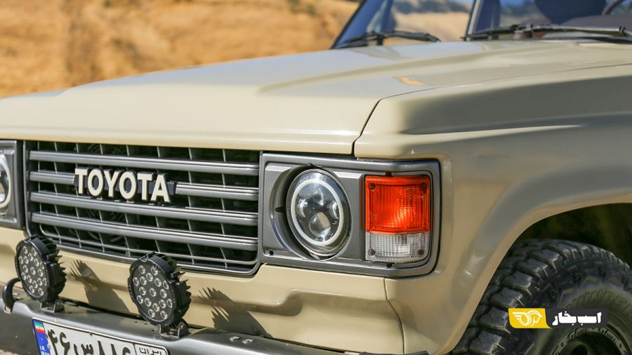 تویوتا لندکروزر سری 60