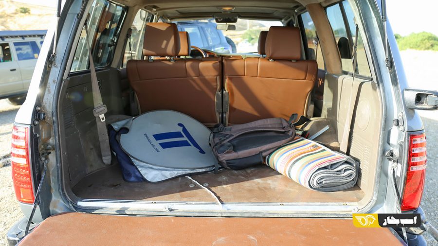 تویوتا لندکروزر سری 60