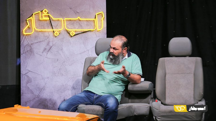 فربد زاوه
