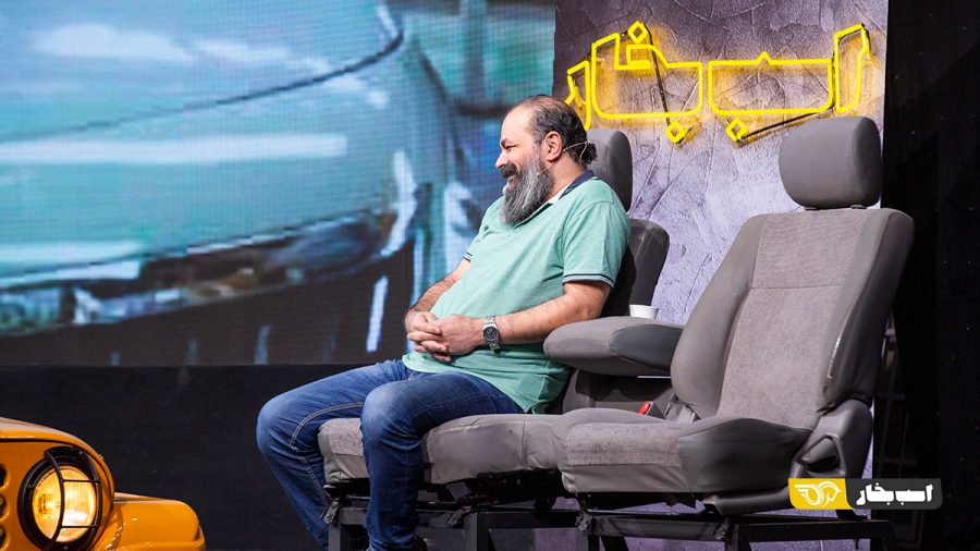 فربد زاوه