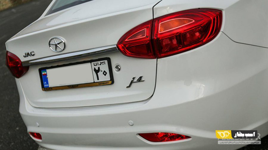 جک J4