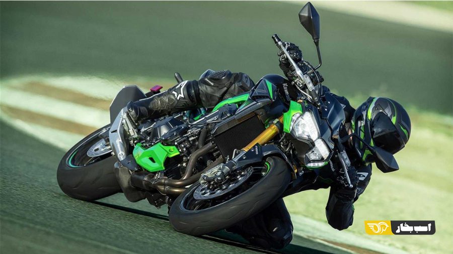 کاوازاکی Z900