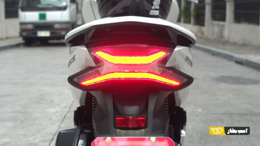 مقایسه هوندا PCX و یاماها NMAX