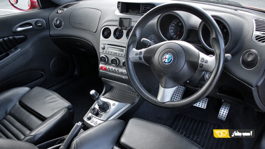 کابین آلفا 156