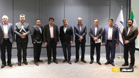 نشست مشترک مدیران عامل شرکت کرمان موتور و بانک رفاه