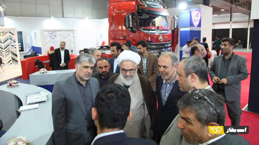 حضور نماینده استان مازندران در مجلس خبرگان در غرفه شایان دیزل