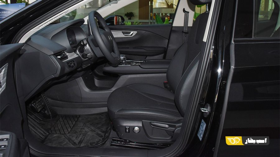 داخل کابین هونگچی E-QM5