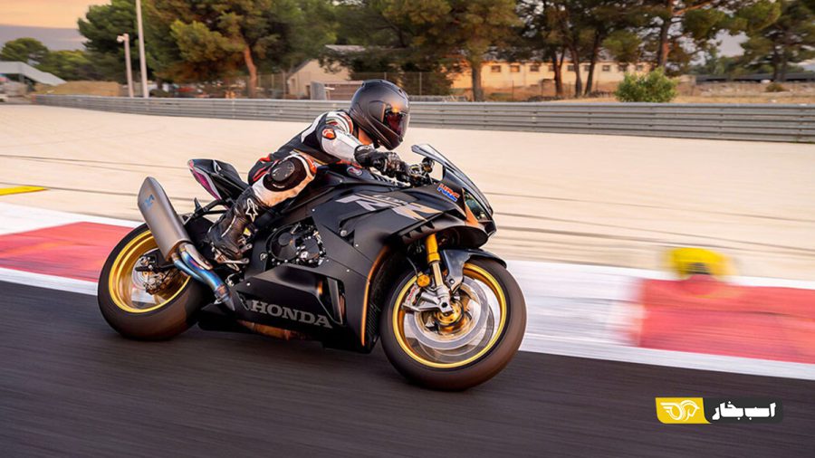 هوندا CBR1000RR 