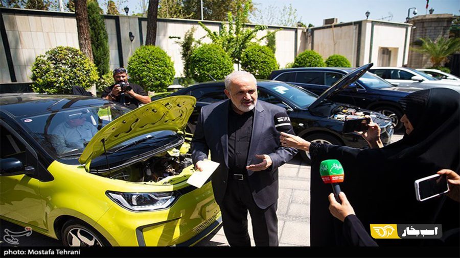 رونمایی از خودروهای هیبریدی و برقی جدید توسط رئیس جمهور
