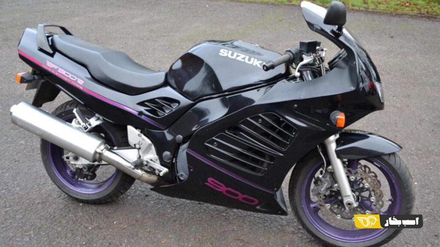 سوزوکی RF900 R