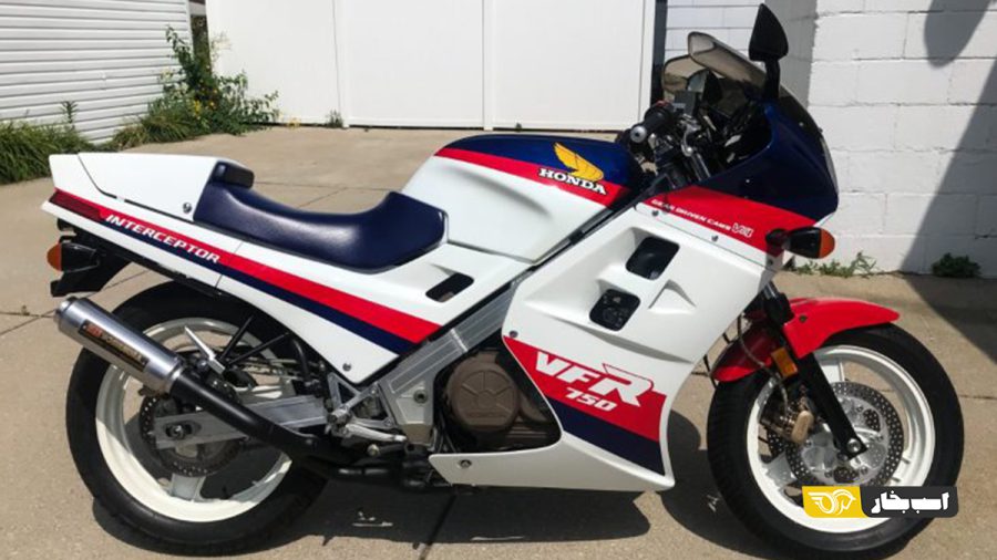 هوندا VFR750 1986