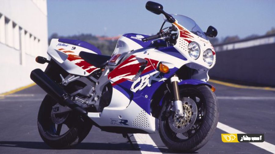 هوندا CBR900RR FireBlade 1992
