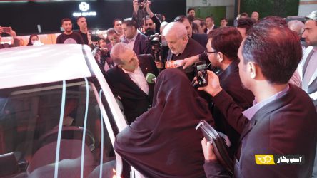 وزیر صمت: از خودروسازان پیشرو در فناوری حمایت می‌کنیم