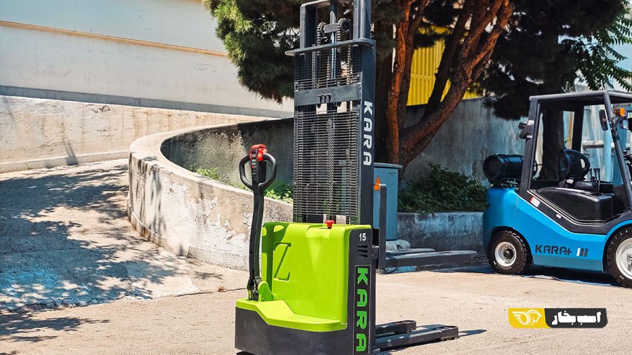 لیفتراک کارا ماشین آرنا