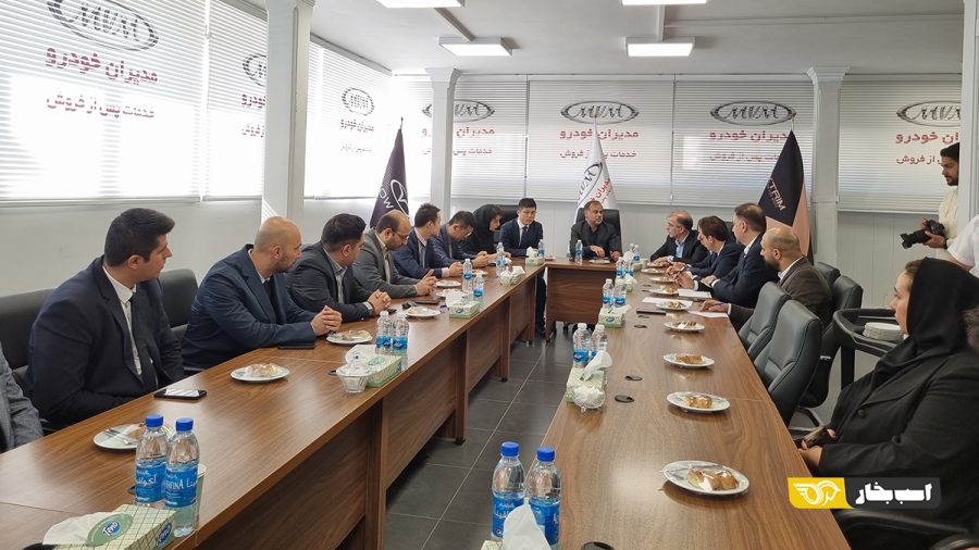 نمایندگی خودروهای برقی مدیران خودرو