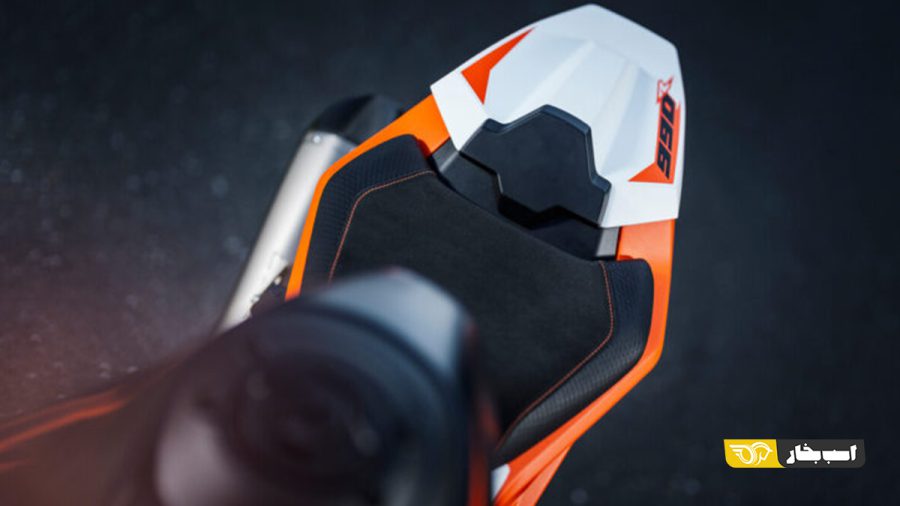 کی تی ام 2025 990 Duke R