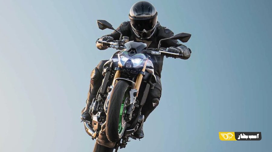 کاوازاکی Z900 2025
