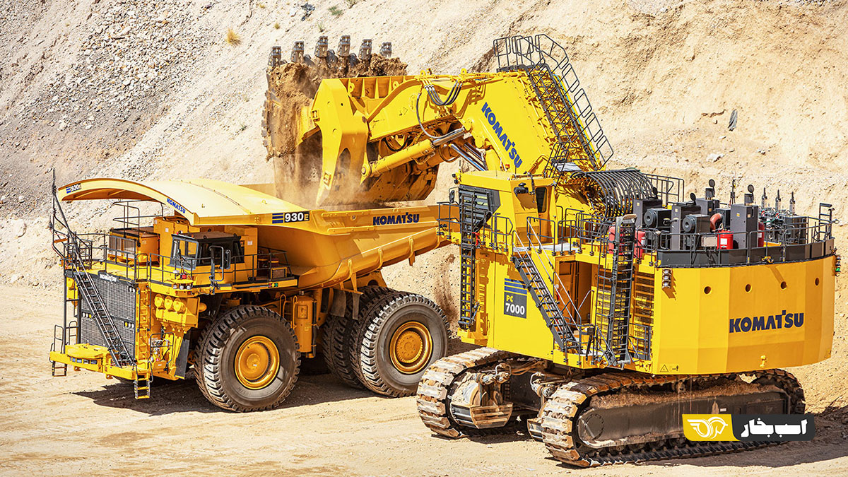 KOMATSU