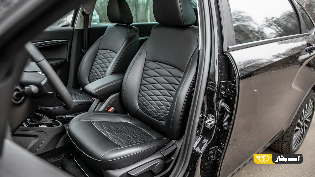 کابین کی ام سی J7 و لادا آئورا