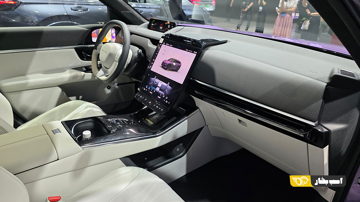 کابین هوندا P7