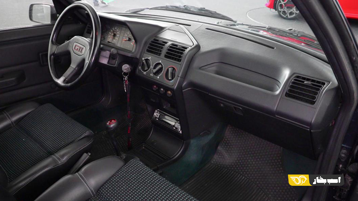 کابین پژو e208 GTi و پژو 205 GTi