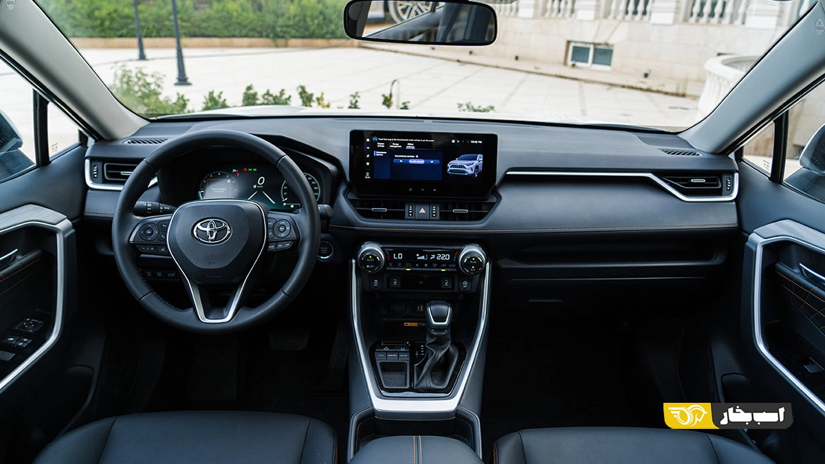 تویوتا راو 4 2024