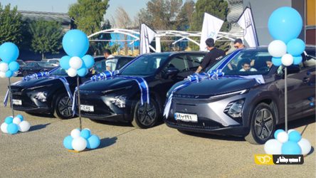 لحظه‌ای ماندگار برای مشتریان و نقطه شروع آینده‌ای سبز؛ آغاز تحویل نخستین سری اف ایکس تمام‌برقی در ایران