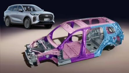 چری با فولاد ۲۴۰۰ مگاپاسکال تعریف تازهای از ایمنی خودرو ارائه داد