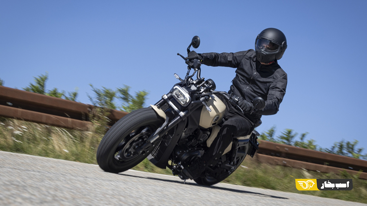 بنلی Leoncino Bobber 400